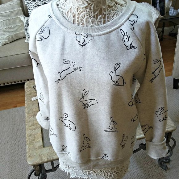 Cozy & Comfy RABBIT BUNNY Sweatshirt SZ XL. Bought new didn’t wear. no sales tag - Picture 1 of 3